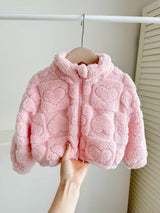 SHEIN Veste en fourrure à col montant avec motif en forme de cœur, mignonne et décontractée pour bébé fille, parfaite pour l'automne et l'hiver