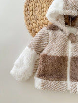 SHEIN Veste à capuche en peluche mignonne pour bébé fille nouveau-né, motif à carreaux, polyvalente pour l'automne/l'hiver, couleur neutre