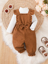 BrownBark 2 pièces, Ensemble deux pièces mignon et élégant pour bébé fille automne/hiver, Top blanc à col mi-Top et manches longues en tissu côtelé associé à une salopette en velours côtelé, Design mignon avec nœud à volants, Tissu doux et confortable, Doux et élégant, Convient pour les tenues quotidiennes des bébés filles.